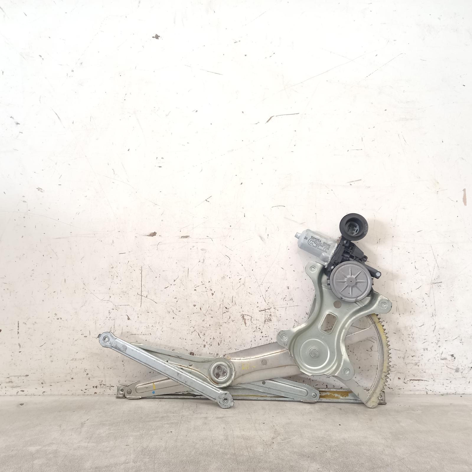 2008 Toyota Hilux Left Front Window Reg/Motor View Auto part Left Front Window Reg/Motor Toyota Hilux 2008