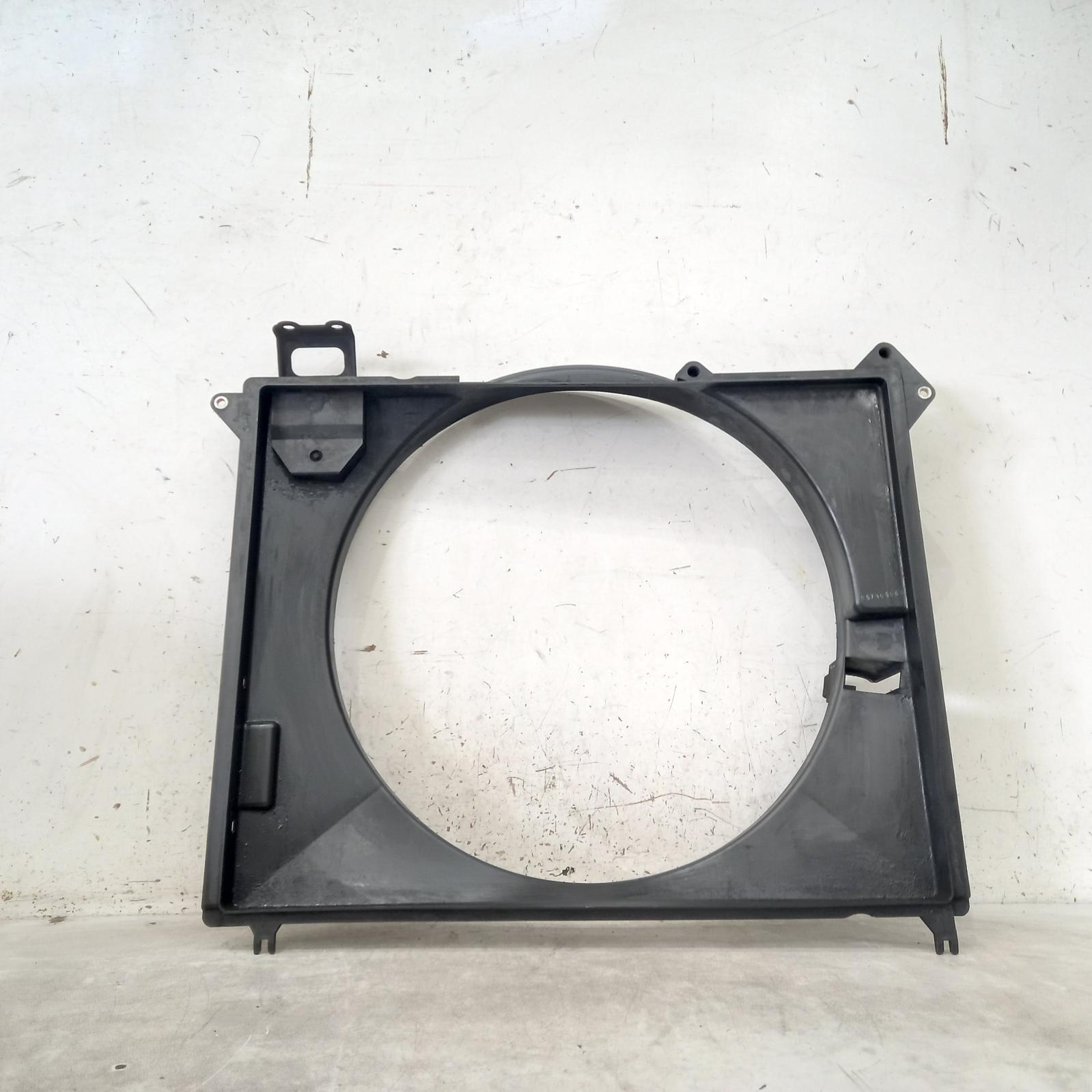 View Auto part Fan Shroud Toyota Hilux 2008