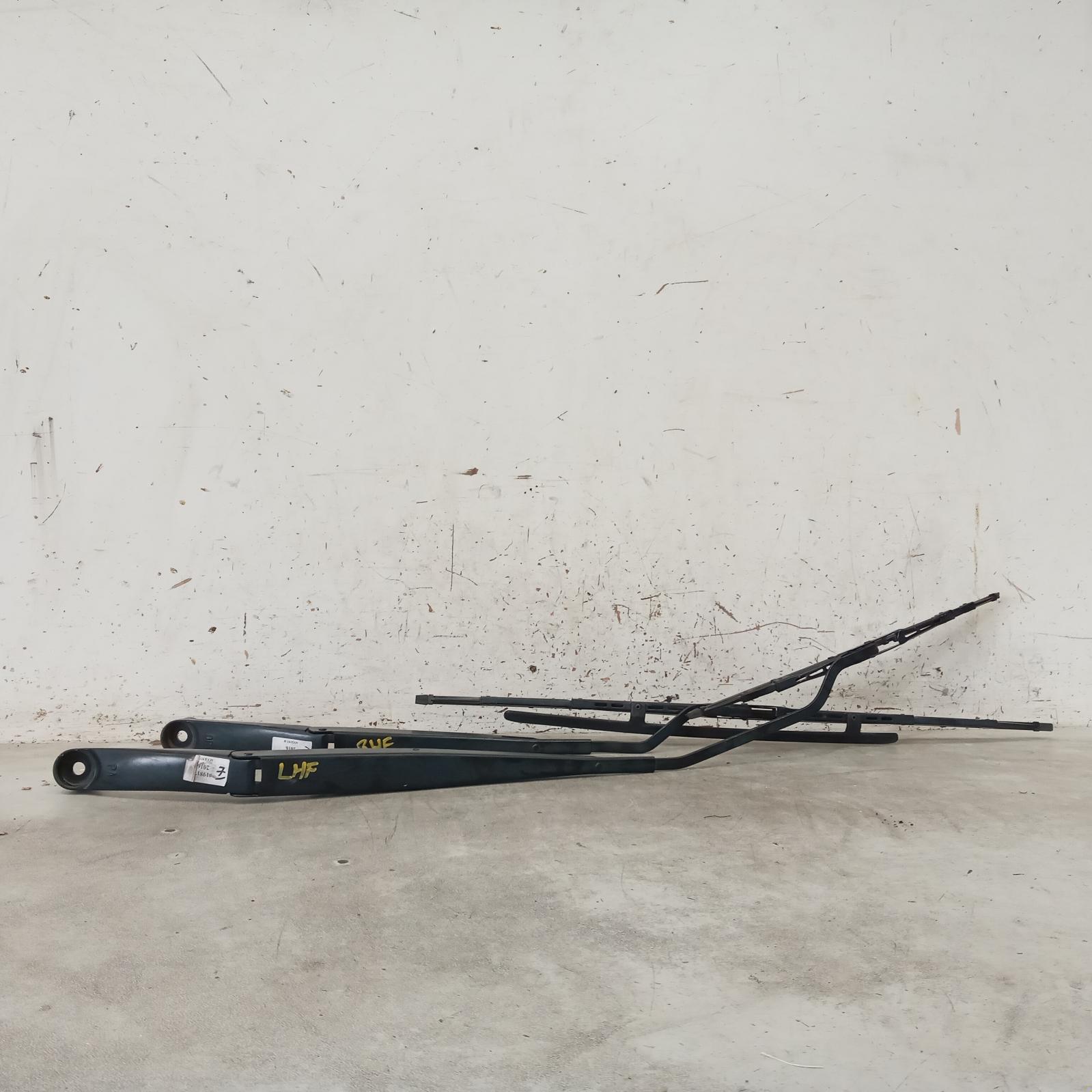 View Auto part Wiper Arm Hyundai Accent 2016