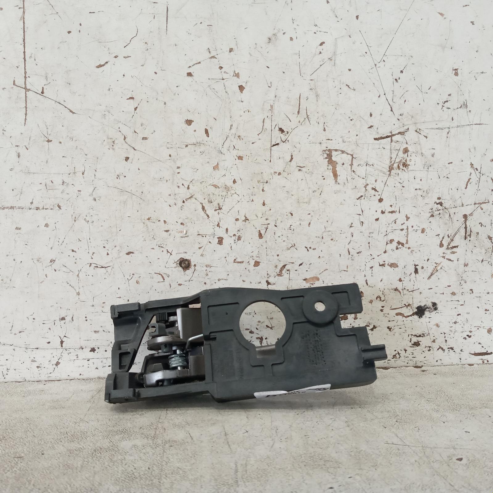 View Auto part Door Handle Hyundai Accent 2016