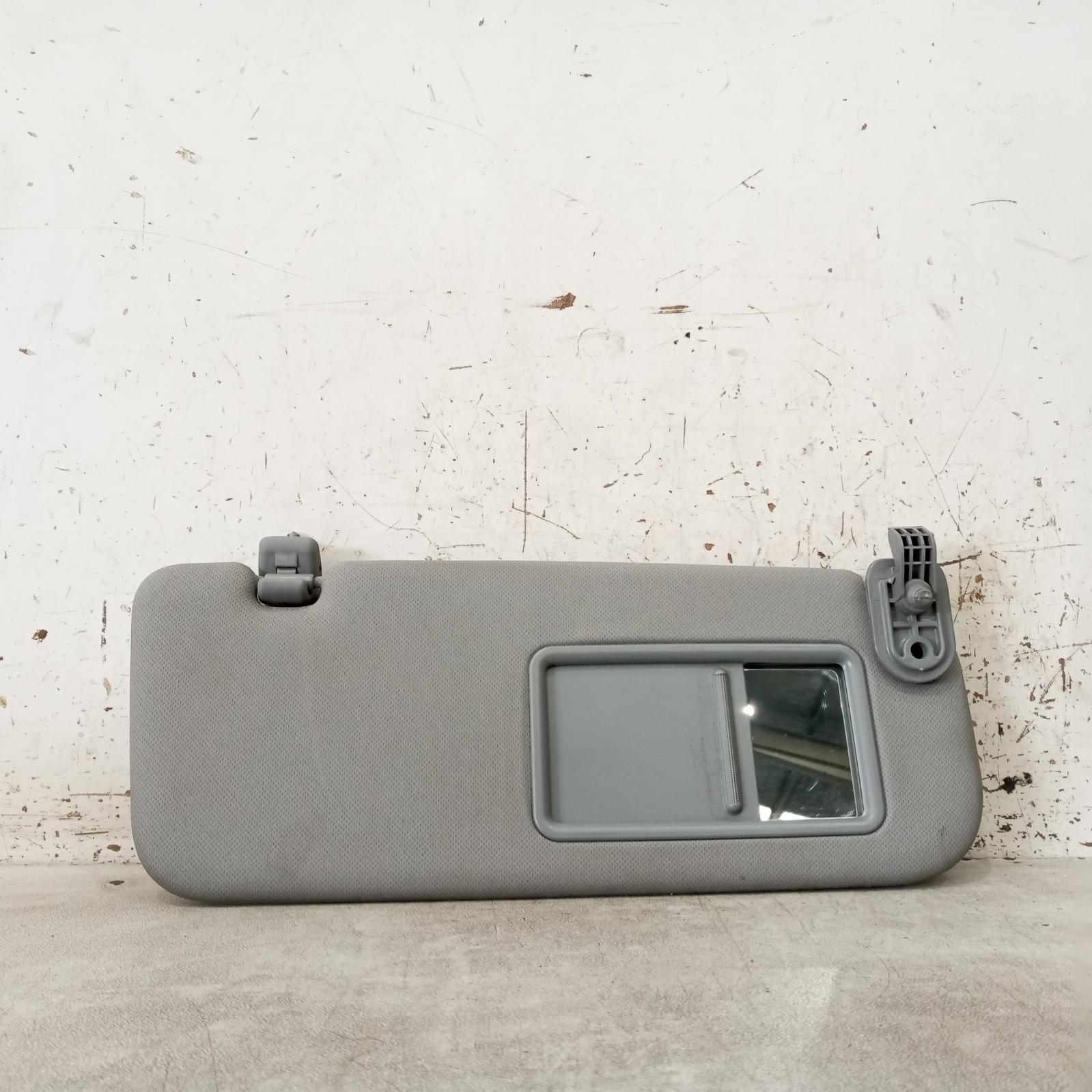 View Auto part Sunvisor Hyundai Accent 2016