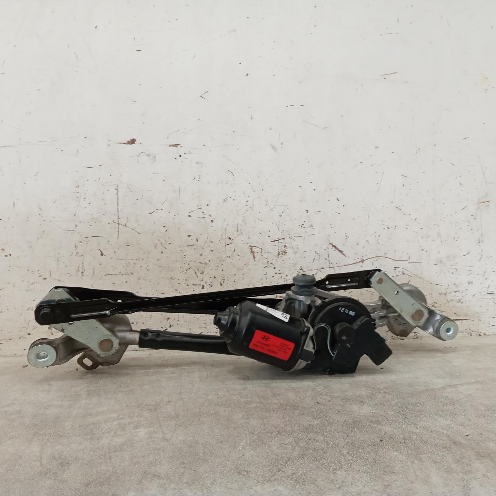 View Auto part Wiper Motor Hyundai Accent 2016