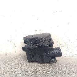 View Auto part Air Cleaner/Box Hyundai I30 2014