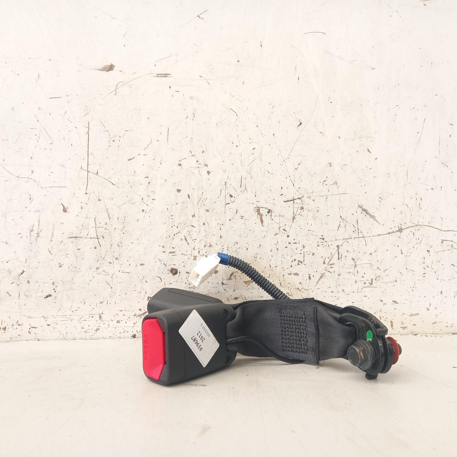 View Auto part Seatbelt/Stalk Hyundai Accent 2012