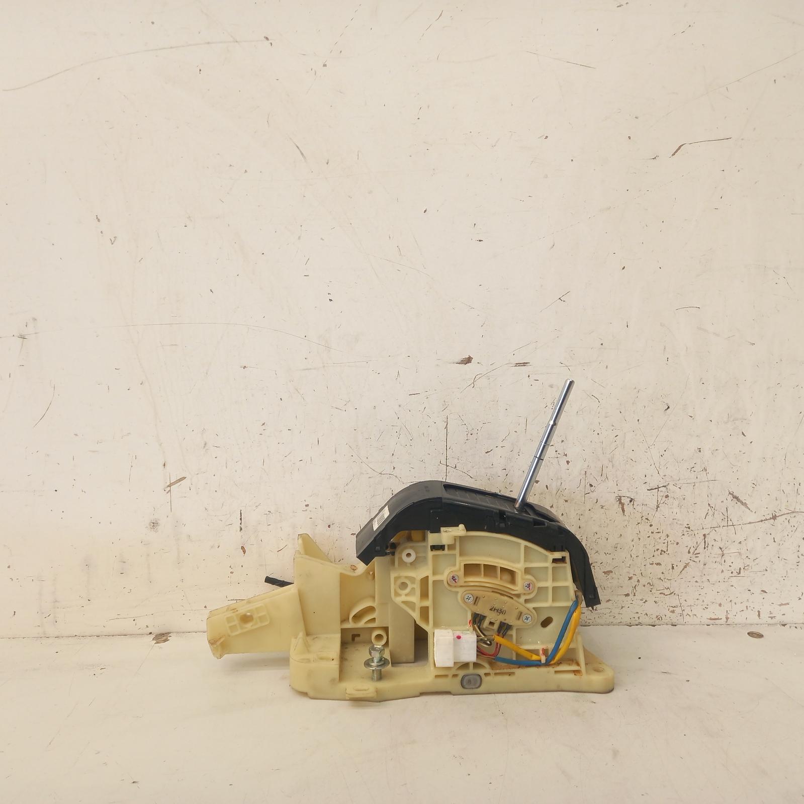 View Auto part Gear Stick/Shifter Hyundai Accent 2012