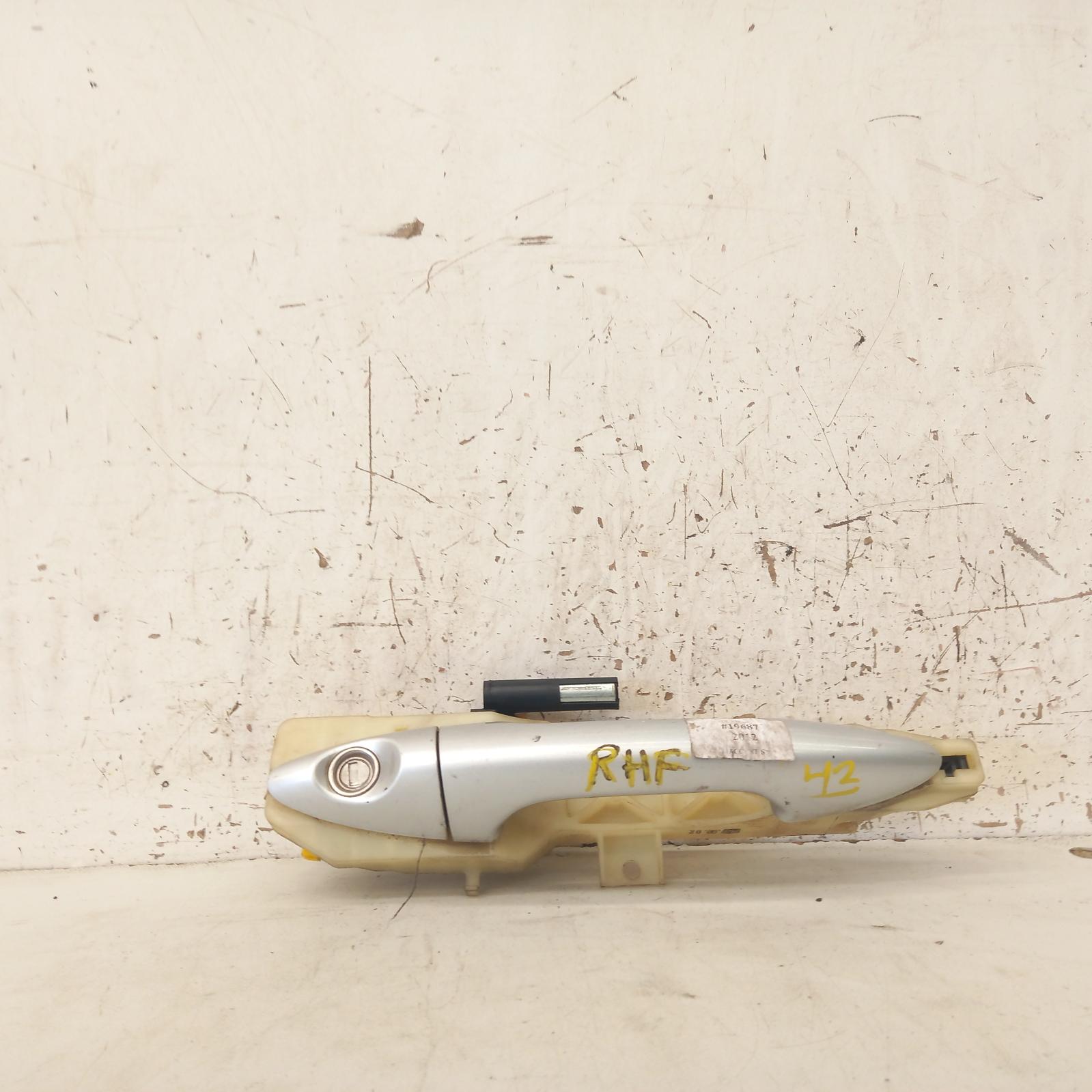 View Auto part Door Handle Hyundai Accent 2012