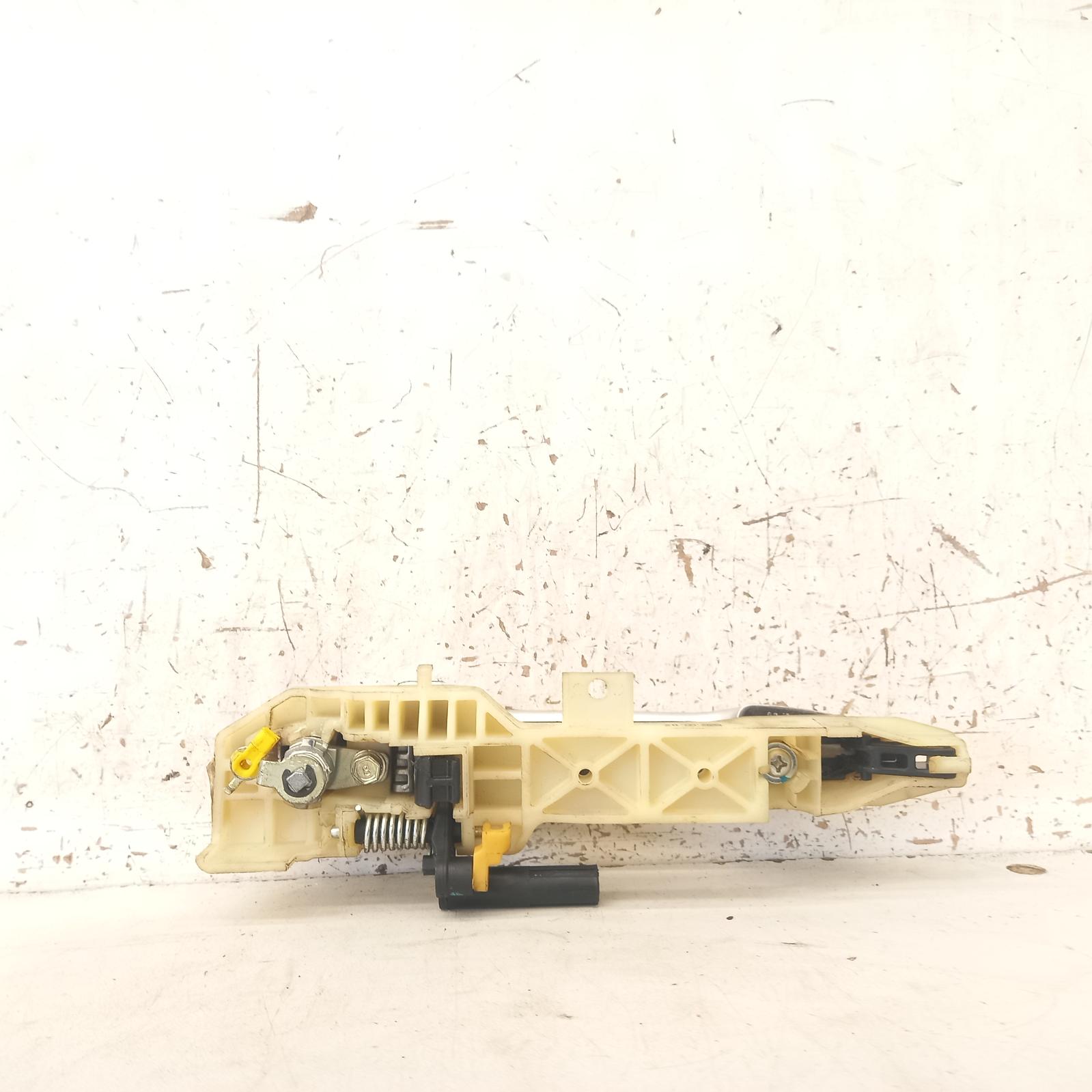 View Auto part Door Handle Hyundai Accent 2012