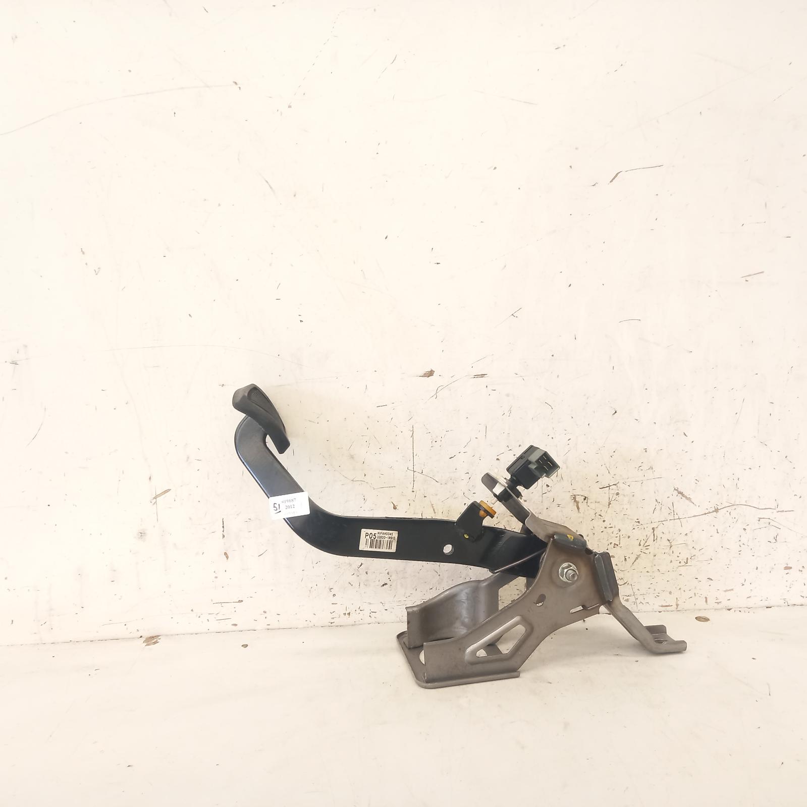 View Auto part Pedal Assembly Hyundai Accent 2012