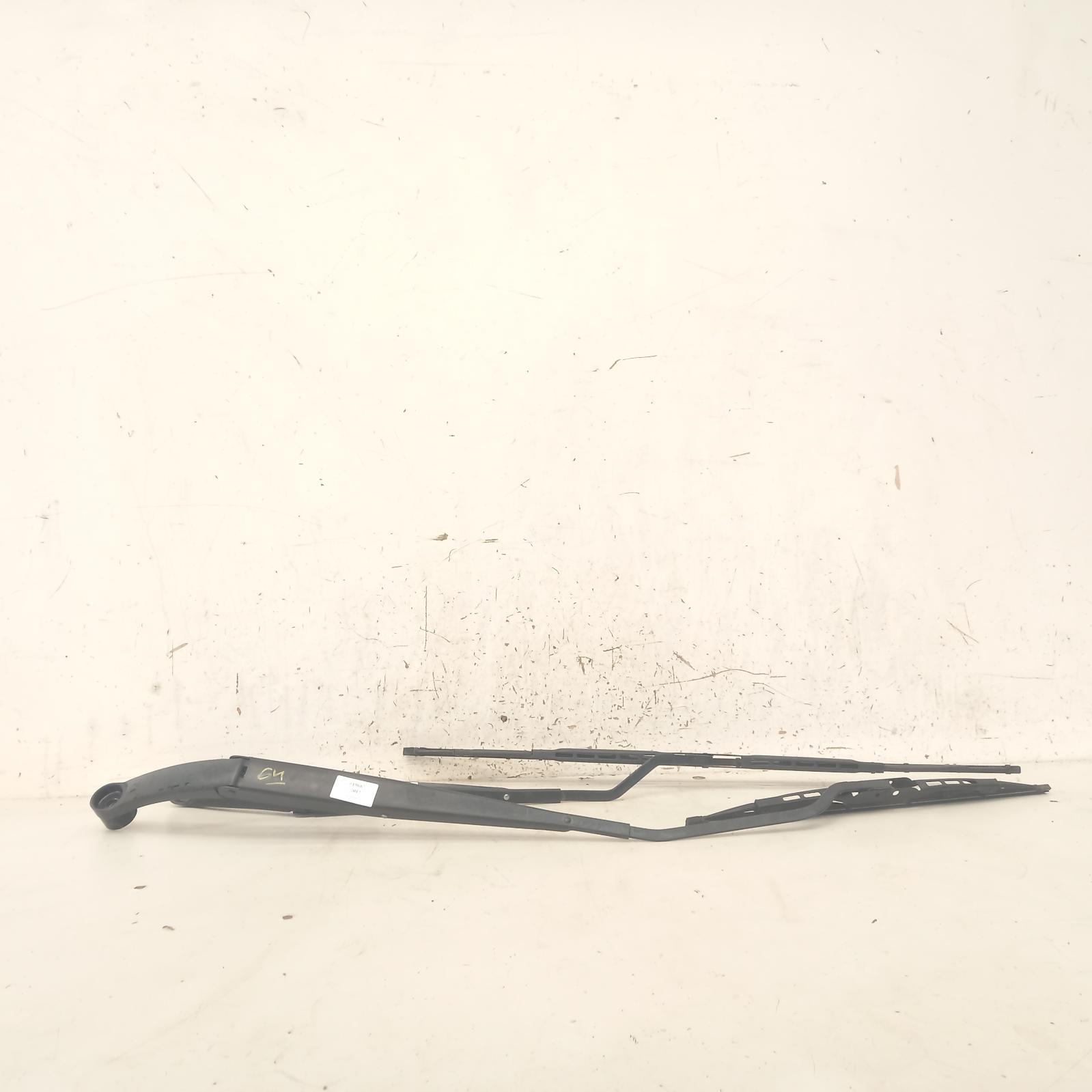 View Auto part Wiper Arm Hyundai Accent 2012