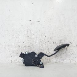 View Auto part Pedal Assembly Toyota Kluger 2012