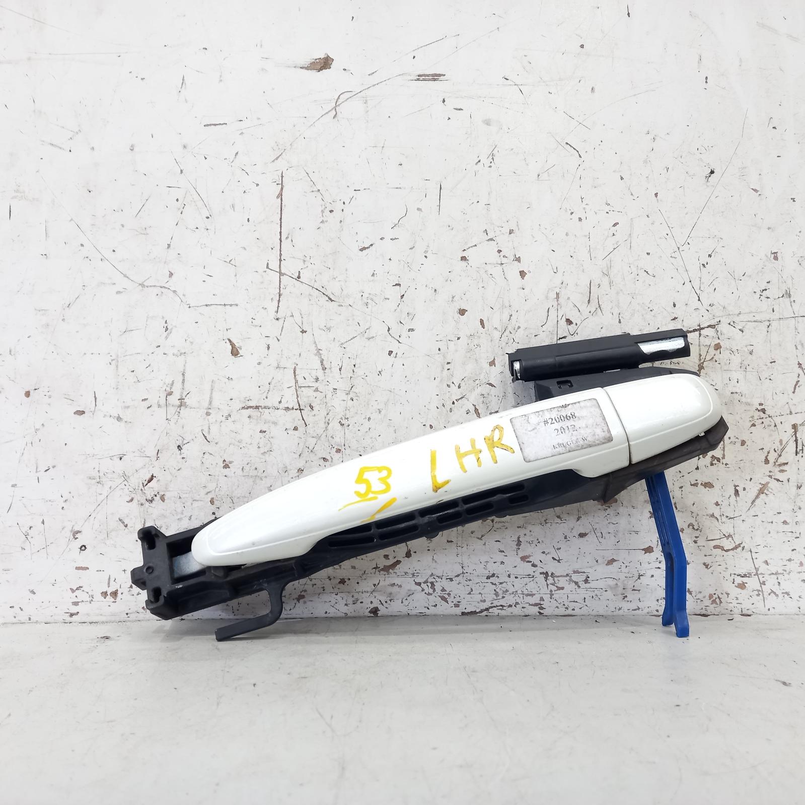 View Auto part Door Handle Toyota Kluger 2012