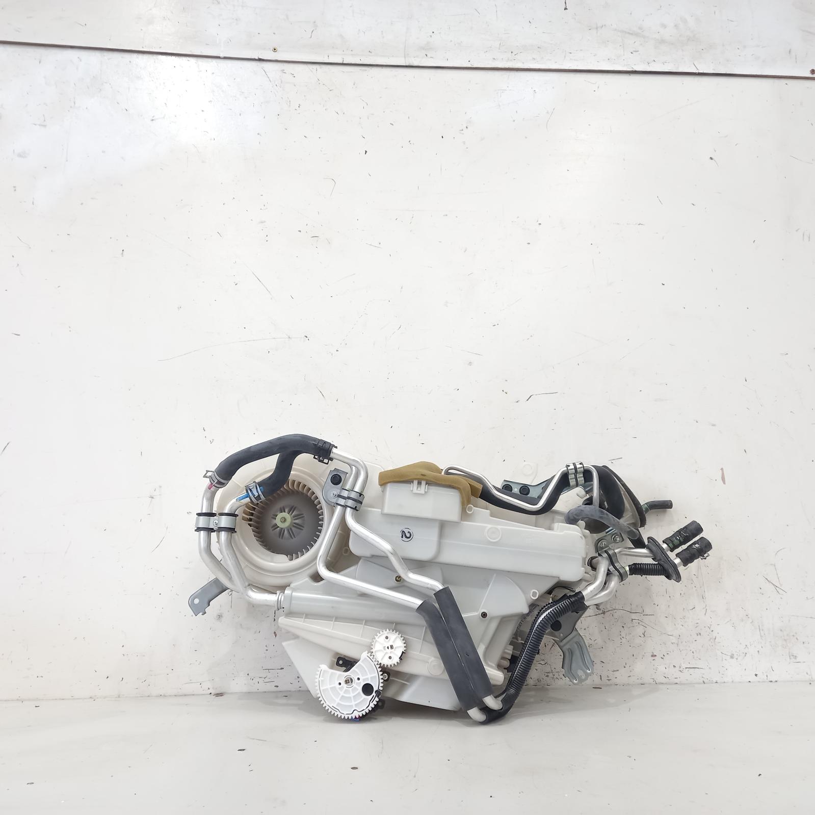 View Auto part Heater Core/Box Toyota Kluger 2012