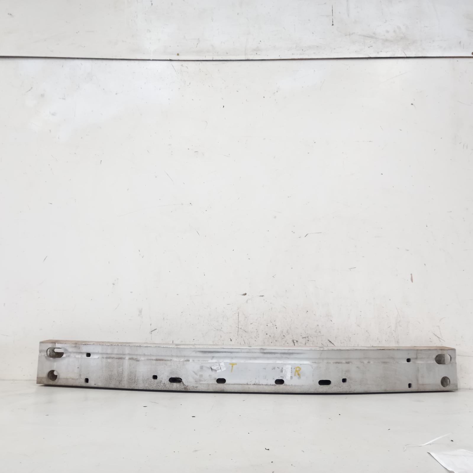 2012 Toyota Kluger R/Bar Bracket/Reinfo View Auto part R/Bar Bracket/Reinfo Toyota Kluger 2012