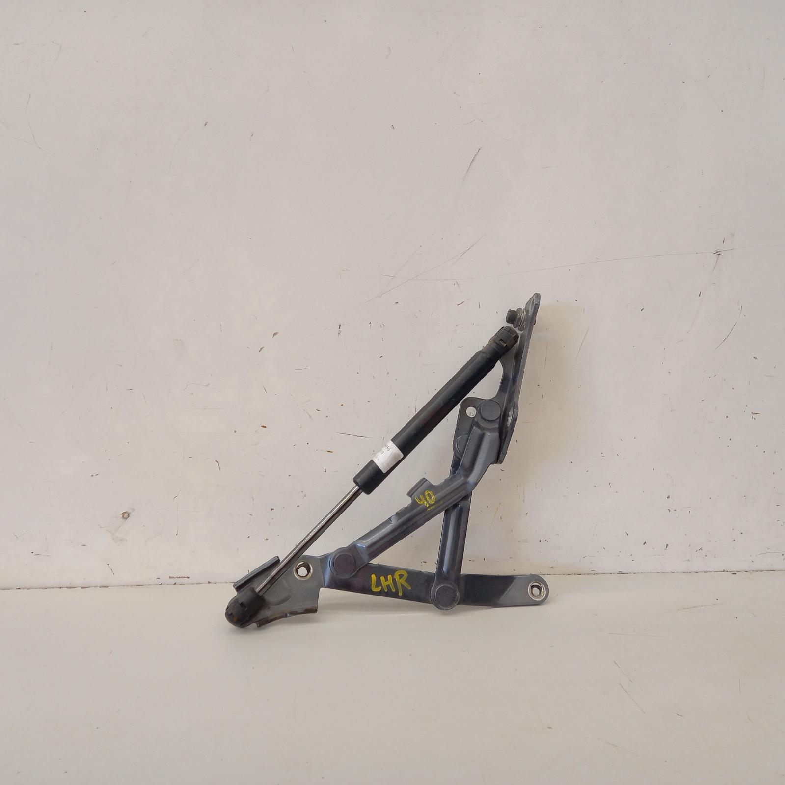 View Auto part Bootlid/Tgate Hinge Mitsubishi Lancer 2010