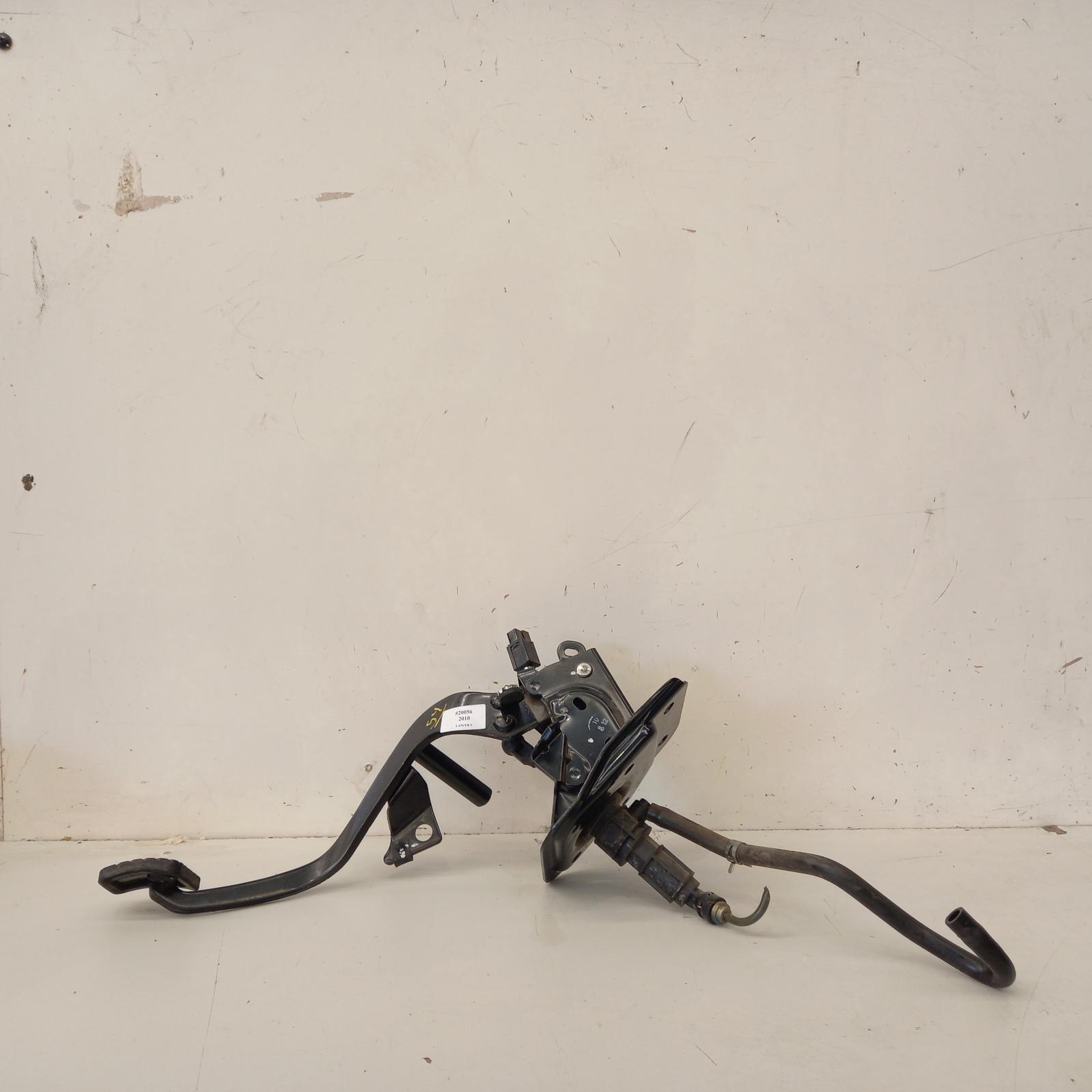 View Auto part Pedal Assembly Mitsubishi Lancer 2010
