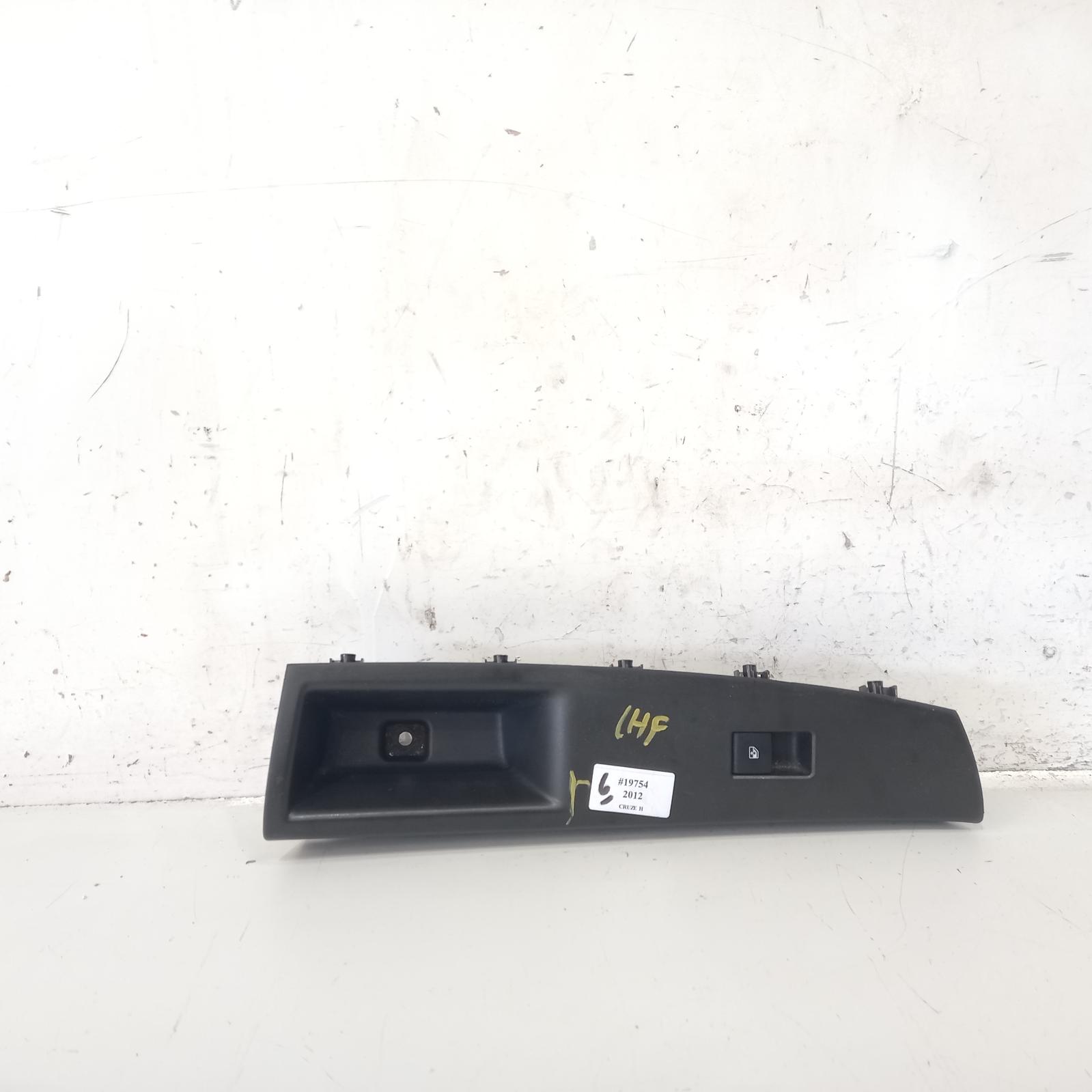 View Auto part Pwr Dr Wind Switch Holden Cruze 2012