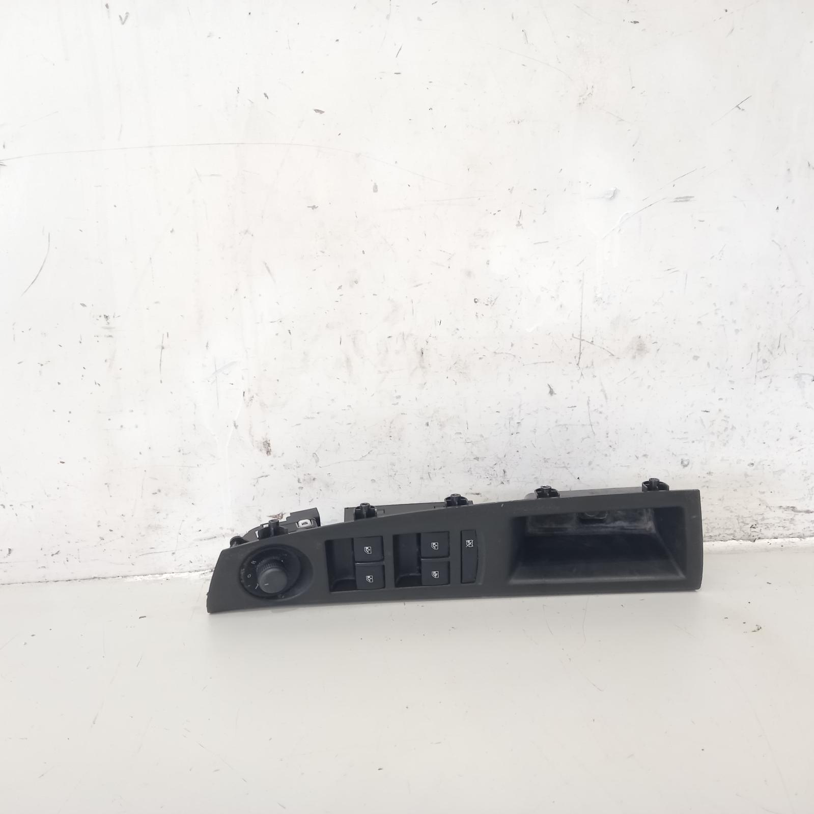 View Auto part Pwr Dr Wind Switch Holden Cruze 2012