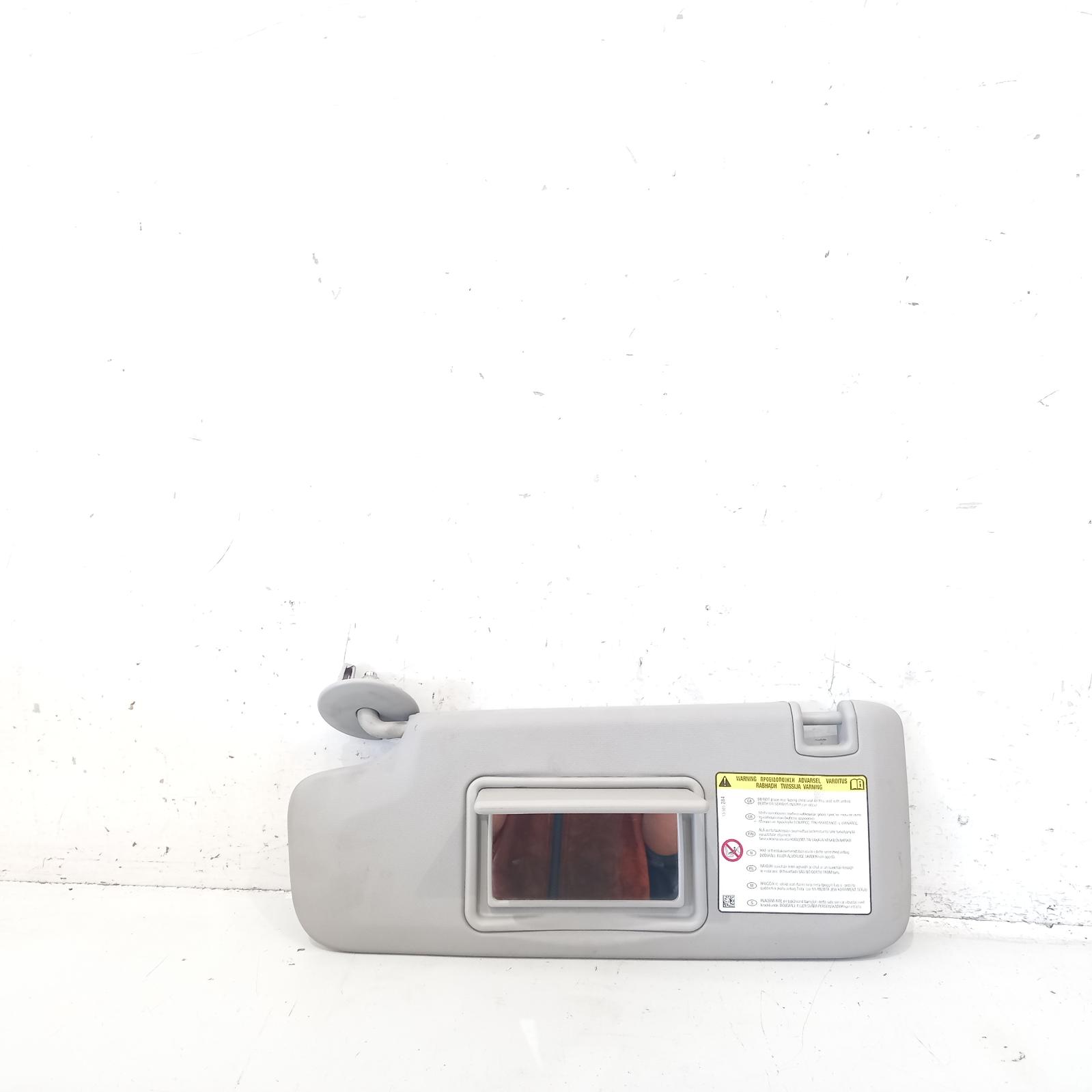 View Auto part Sunvisor Holden Cruze 2012