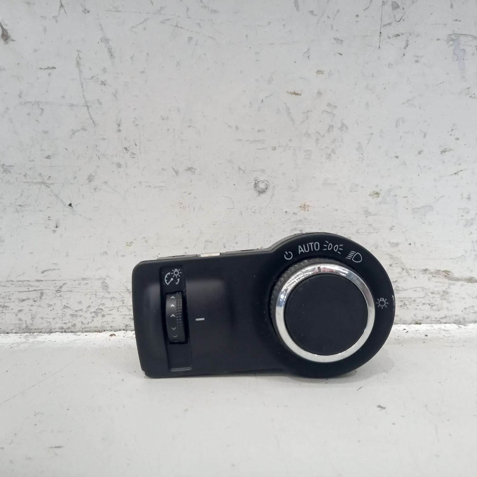 View Auto part Combination Switch Holden Cruze 2012