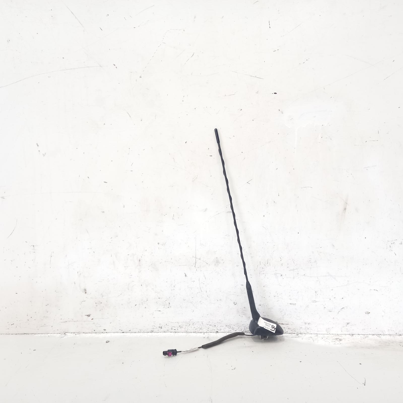 View Auto part Antenna Holden Cruze 2012