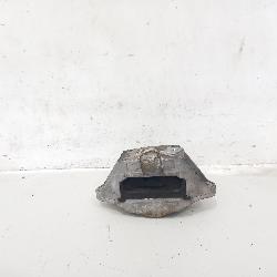 View Auto part Mount Holden Cruze 2012