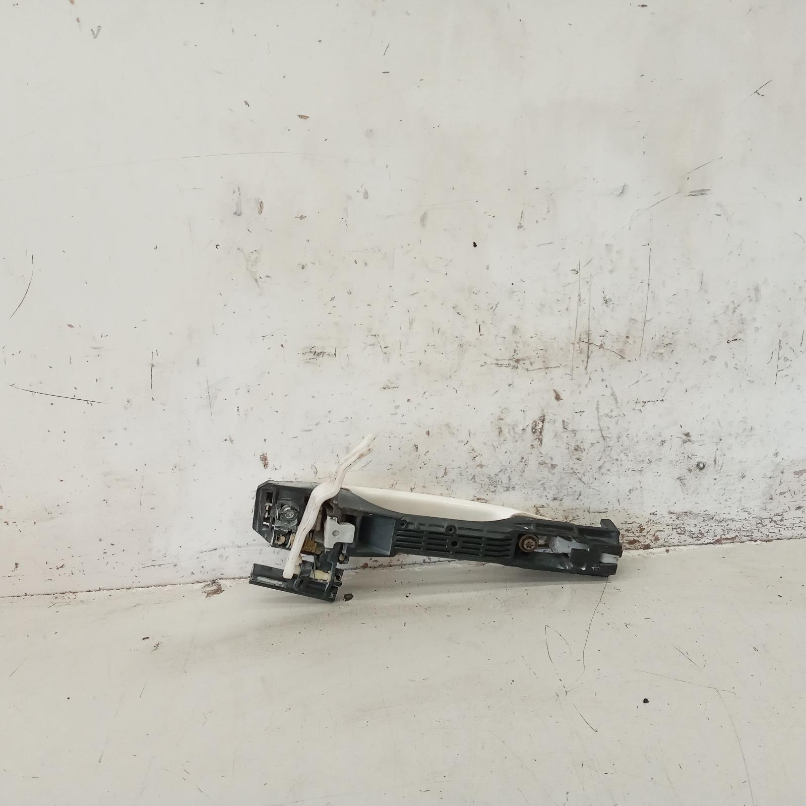 View Auto part Door Handle Toyota Camry 2008