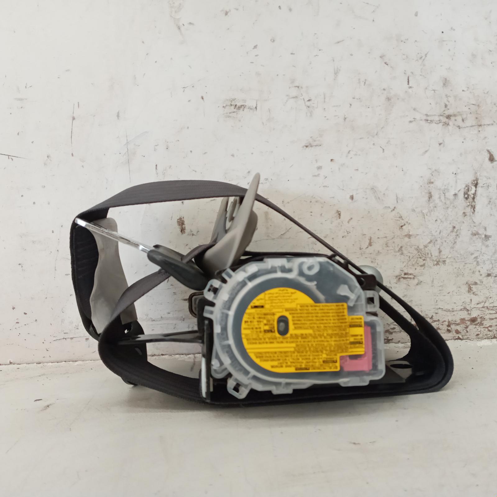 View Auto part Seatbelt/Stalk Toyota Camry 2008