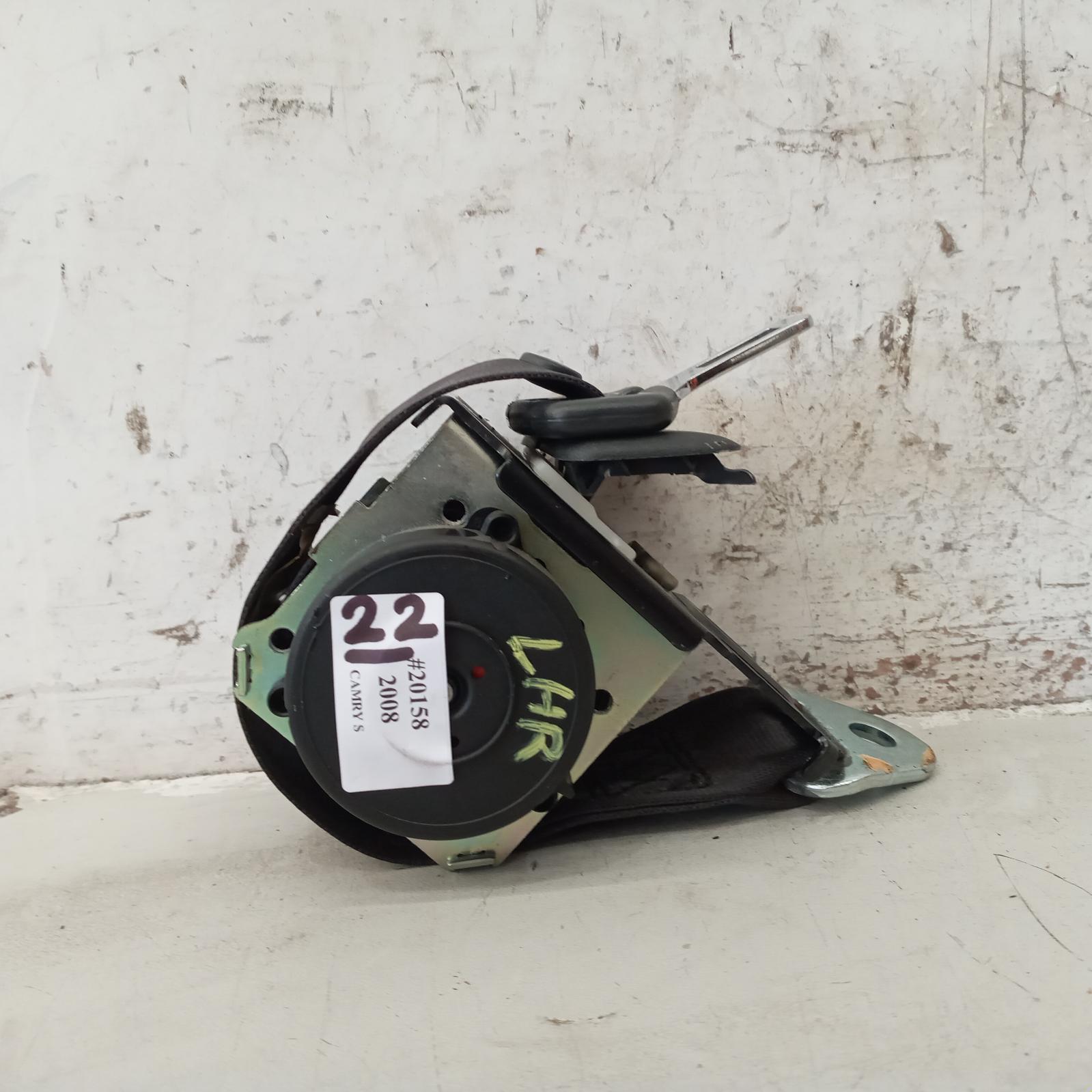 View Auto part Seatbelt/Stalk Toyota Camry 2008