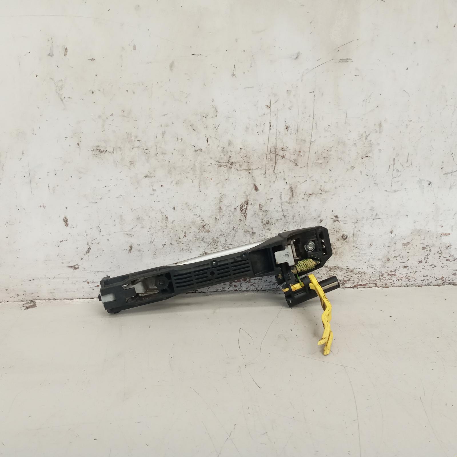 View Auto part Door Handle Toyota Camry 2008