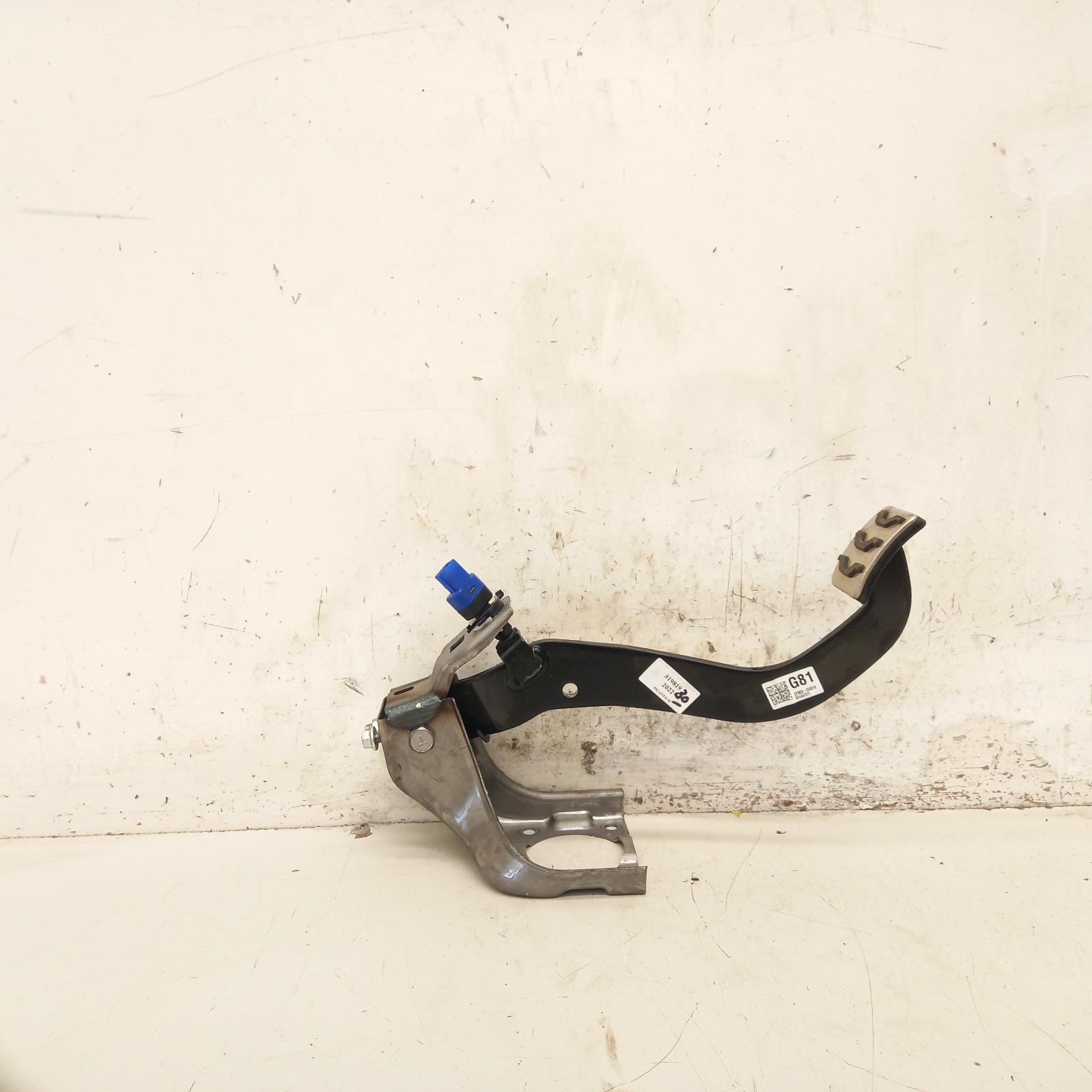 View Auto part Pedal Assembly Kia Picanto 2022