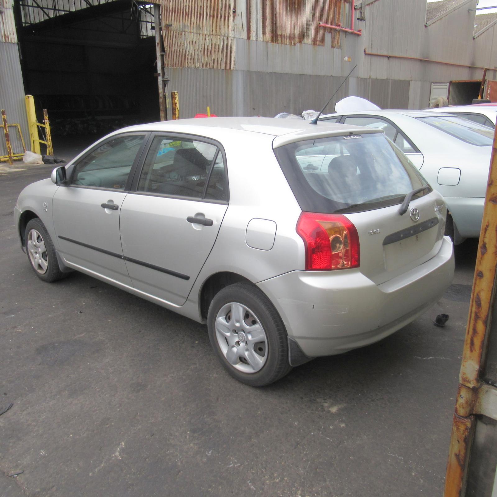 View Auto part Left Rear Wnd Reg/Motor Toyota Corolla 2005