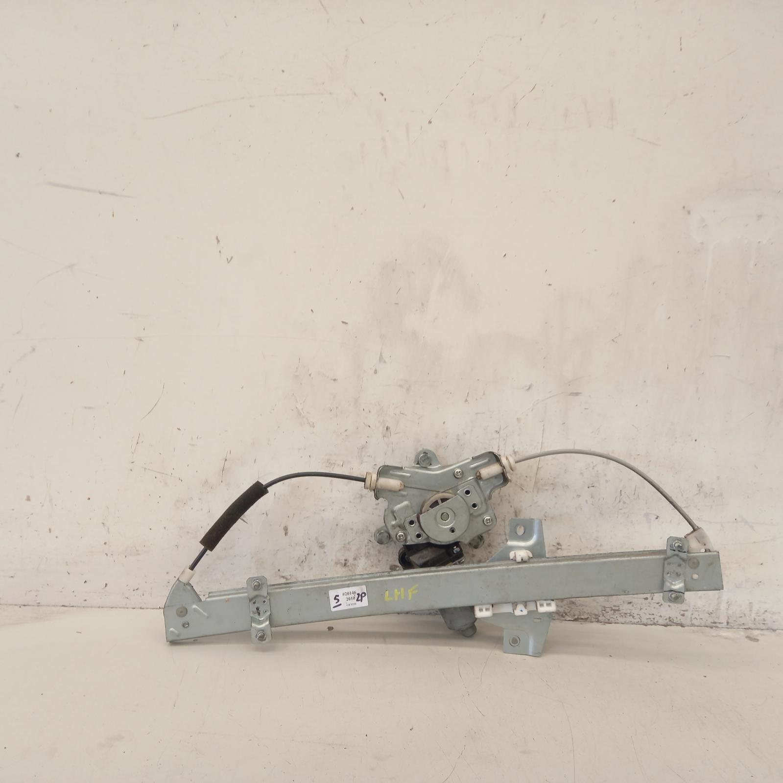 View Auto part Left Front Window Reg/Motor Hyundai Getz 2010