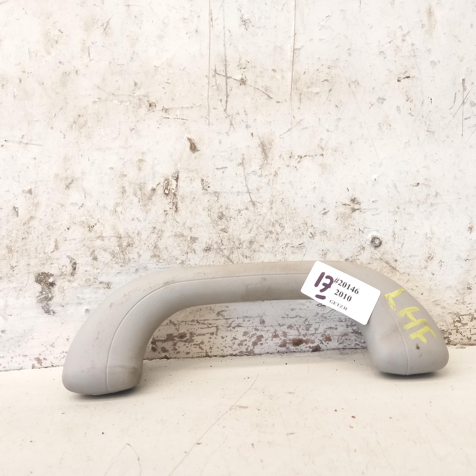 View Auto part Grab Handle Hyundai Getz 2010