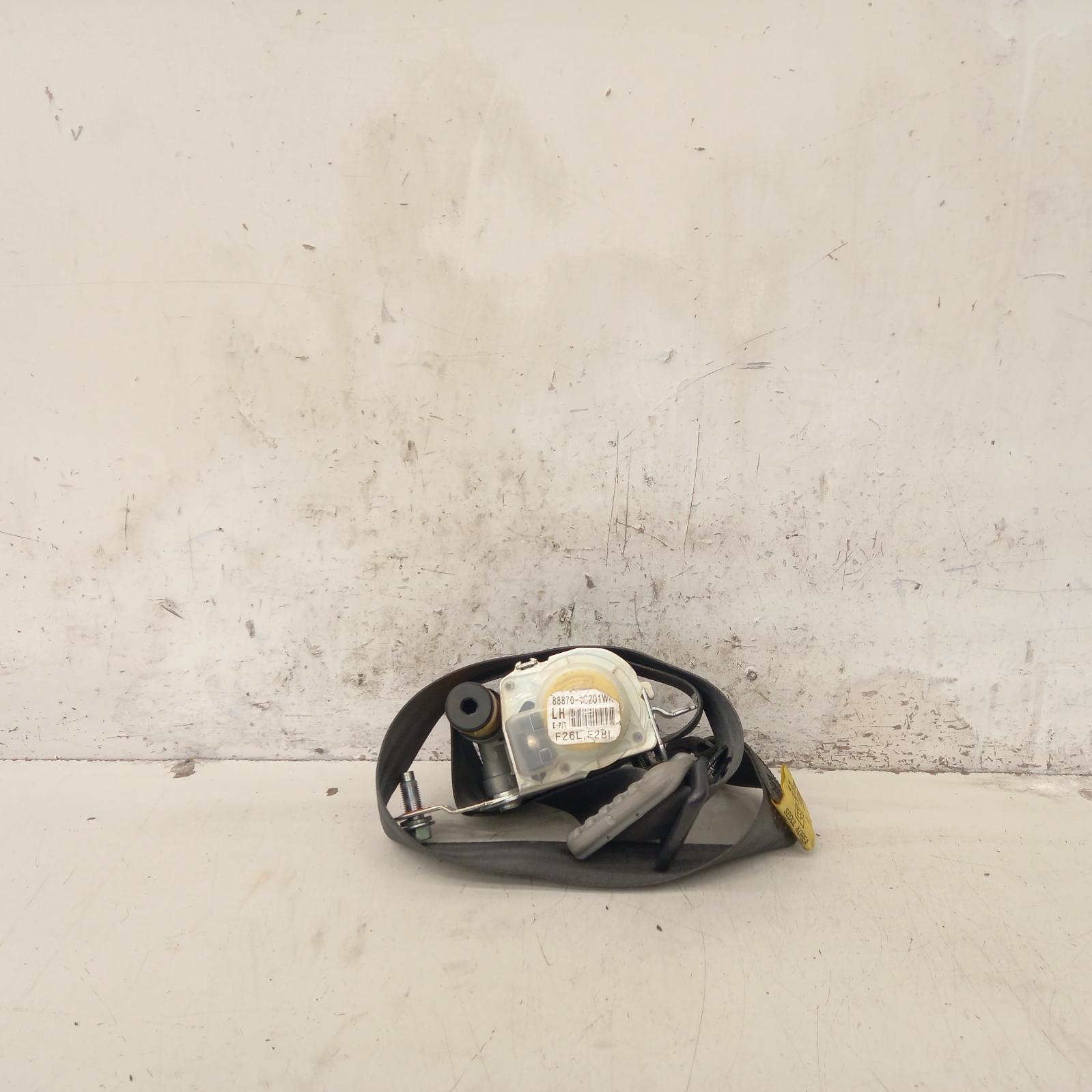 View Auto part Seatbelt/Stalk Hyundai Getz 2010