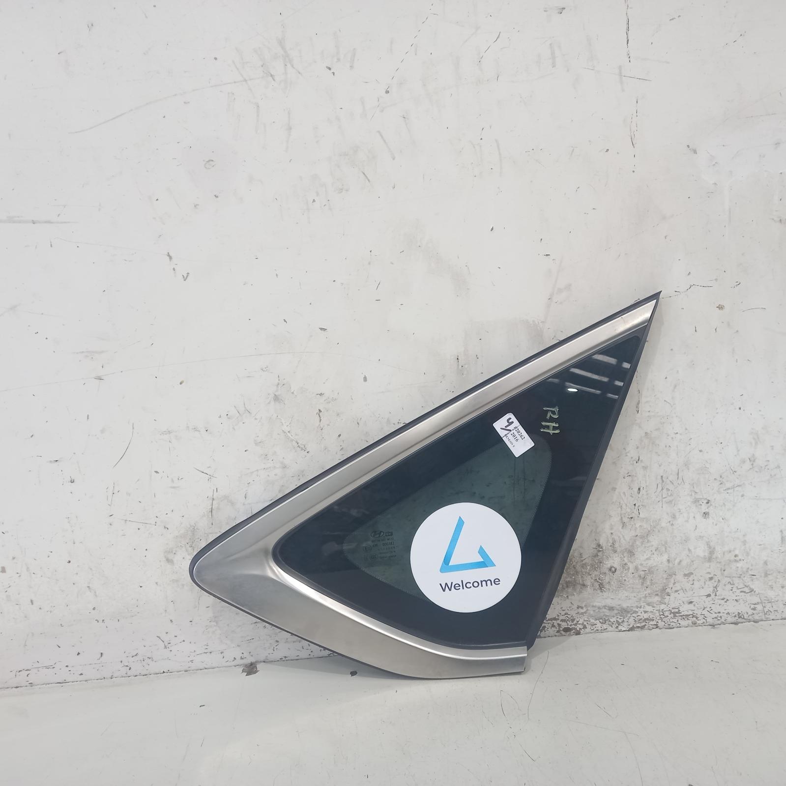 View Auto part Right Rear Side Glass Hyundai Genesis 2016