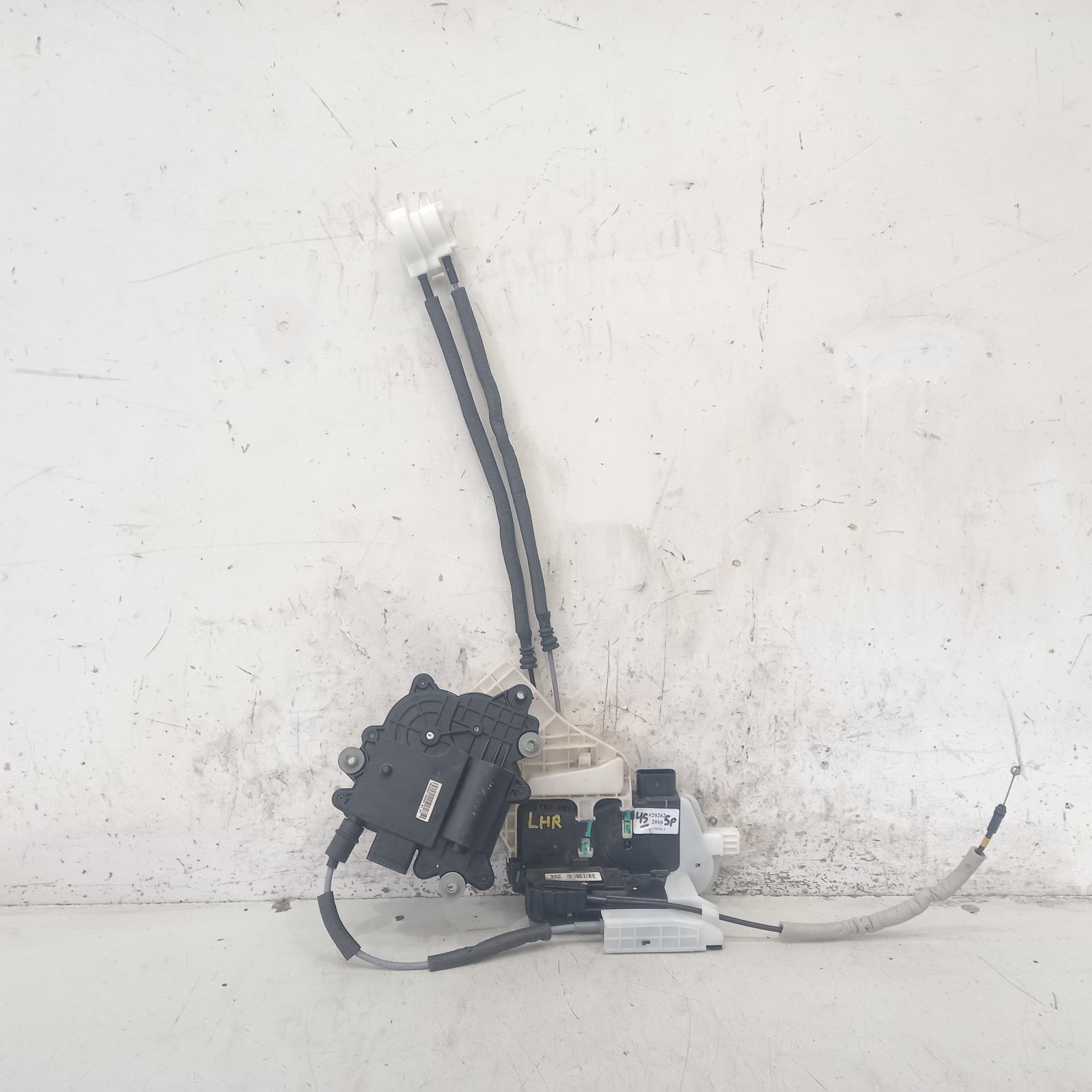 2016 Hyundai Genesis Door/Boot/Gate Lock View Auto part Door/Boot/Gate Lock Hyundai Genesis 2016