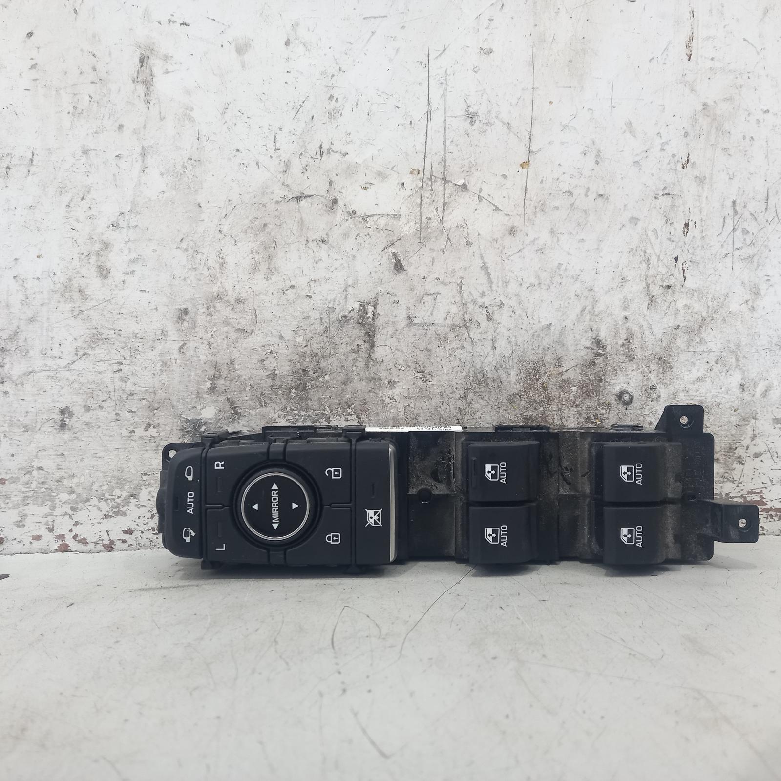 View Auto part Pwr Dr Wind Switch Hyundai Genesis 2016