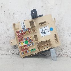 View Auto part Fuse Box Hyundai Genesis 2016
