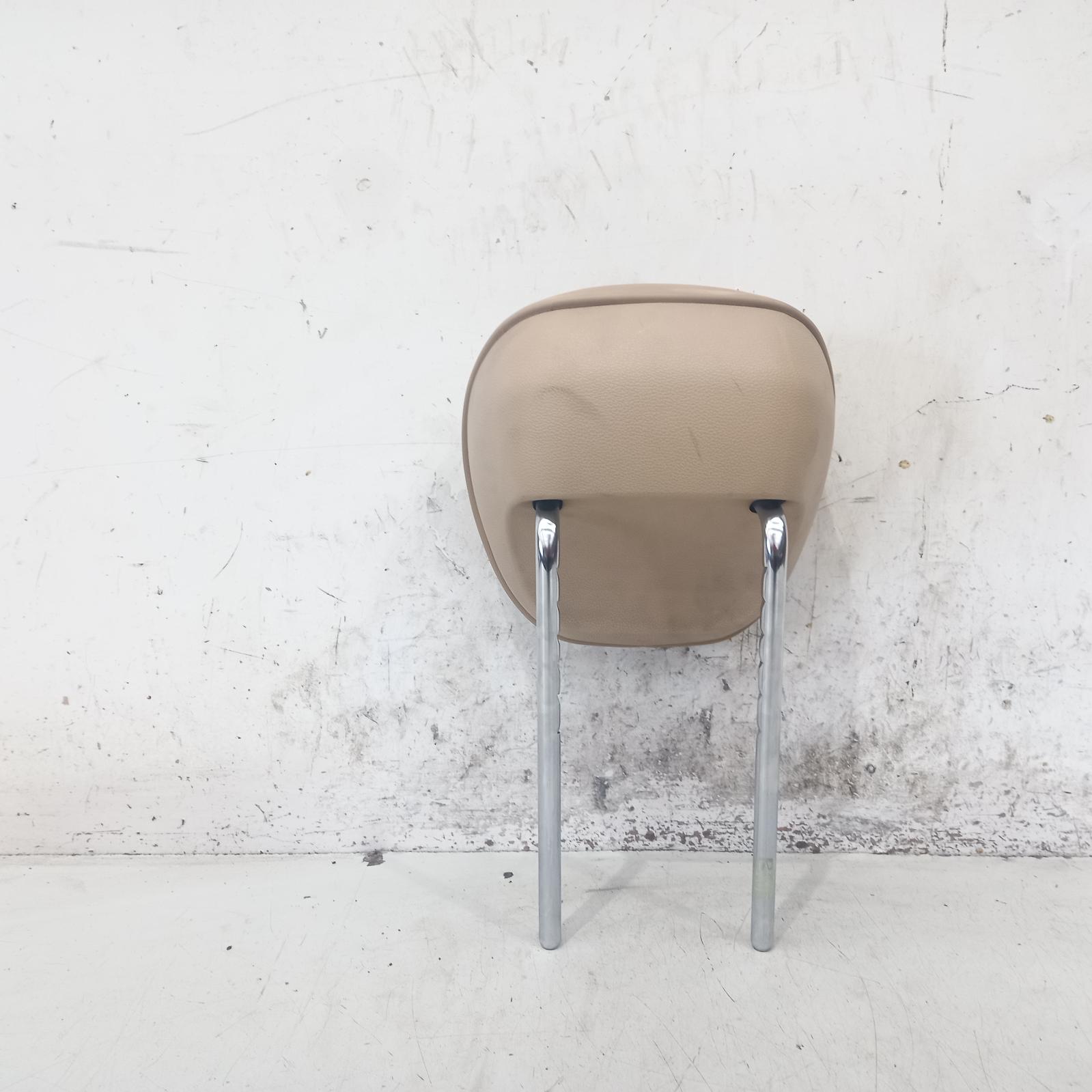 View Auto part Headrest Hyundai Genesis 2016