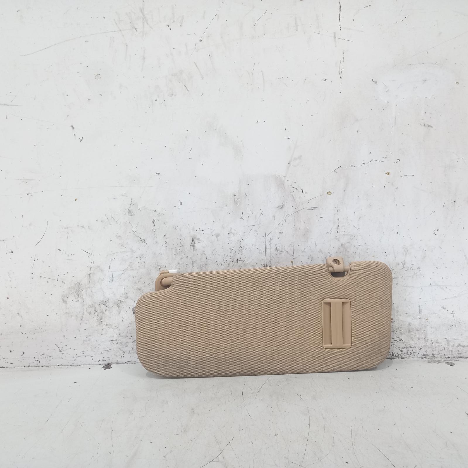 View Auto part Sunvisor Hyundai Genesis 2016