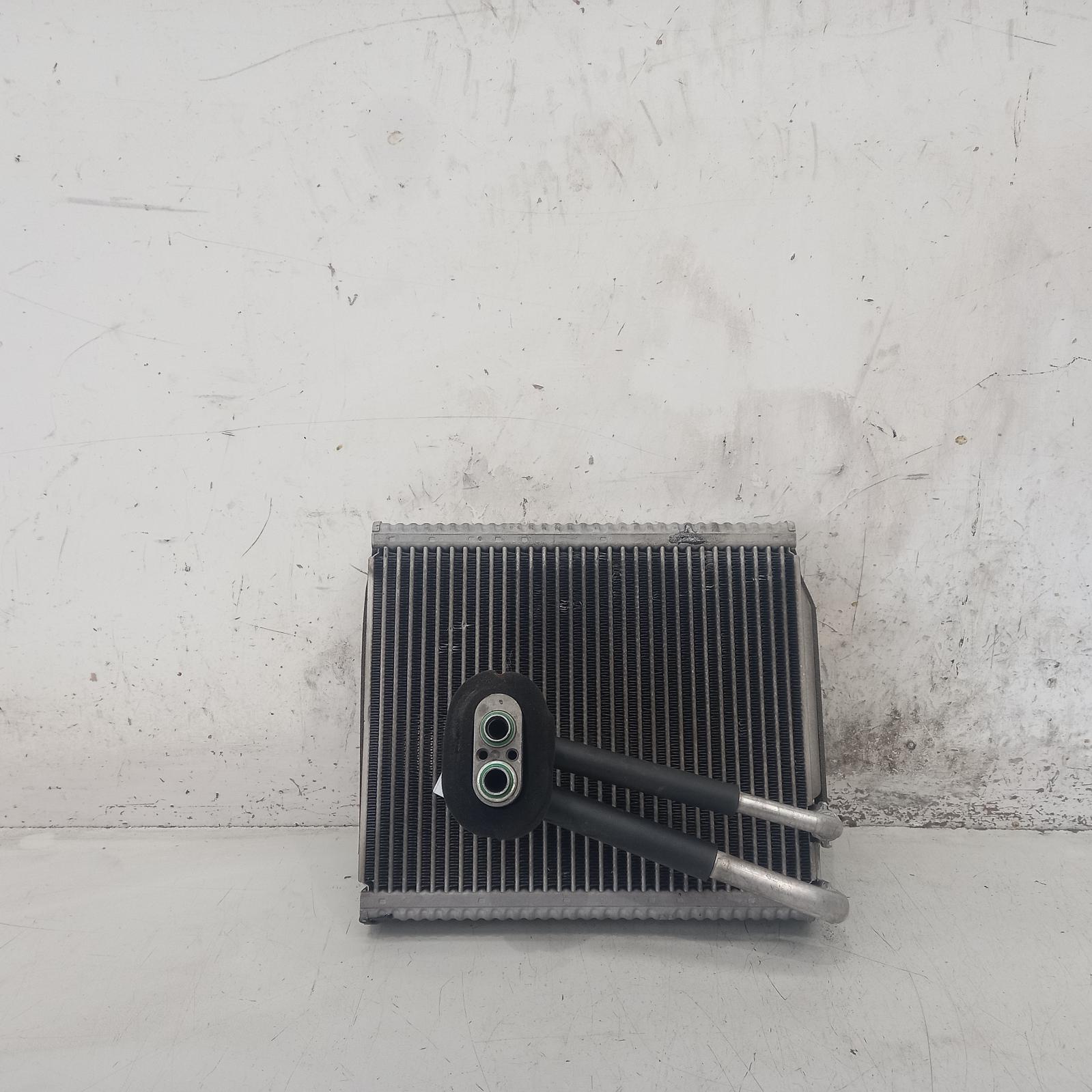 View Auto part A/C Evaporator Hyundai Genesis 2016