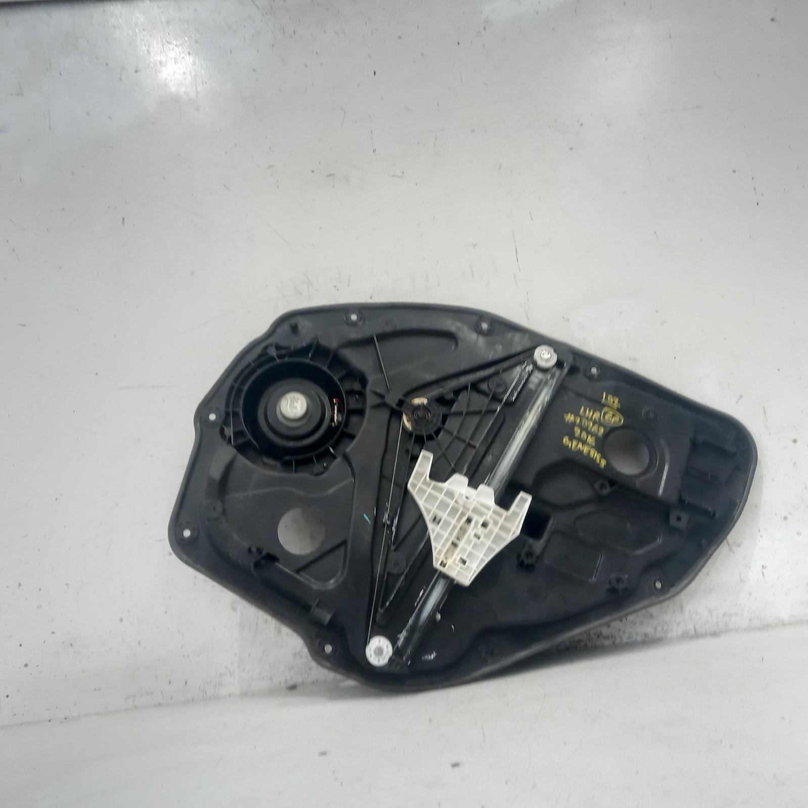 2016 Hyundai Genesis Left Rear Wnd Reg/Motor View Auto part Left Rear Wnd Reg/Motor Hyundai Genesis 2016