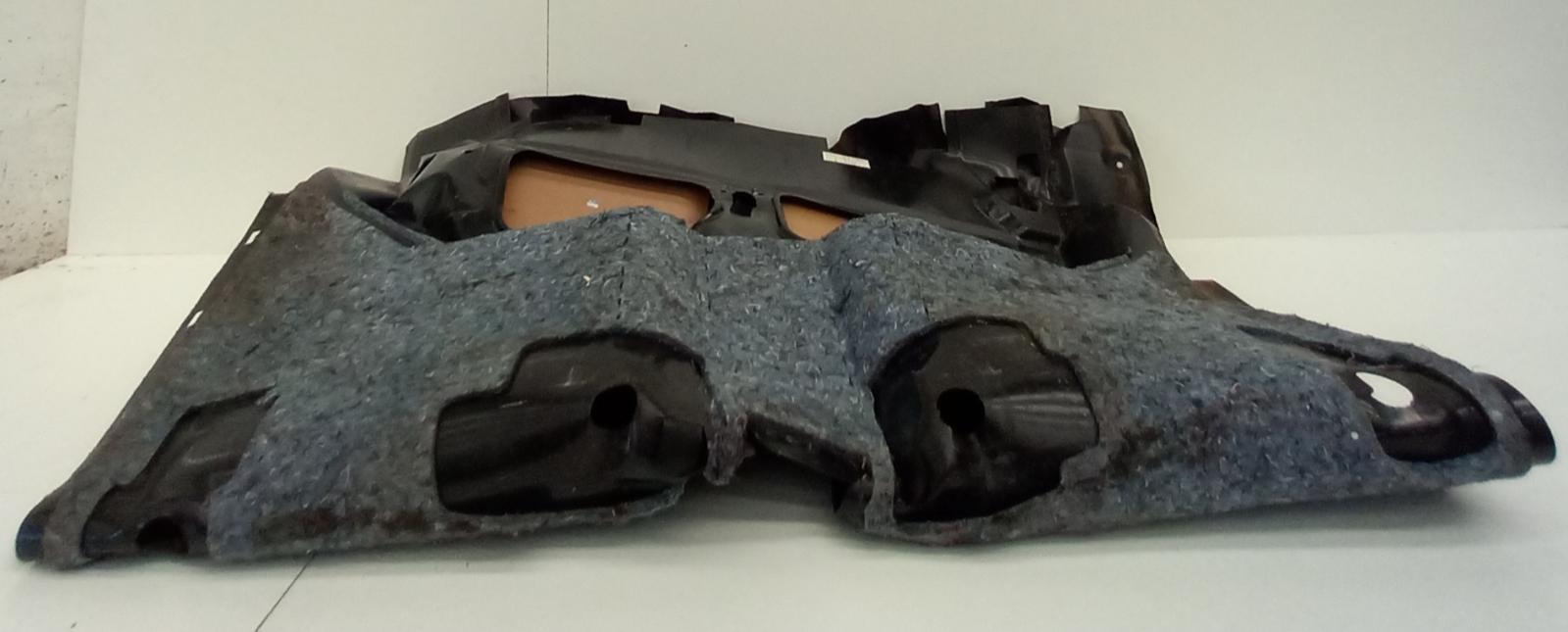 View Auto part Carpet Toyota Hilux 2014
