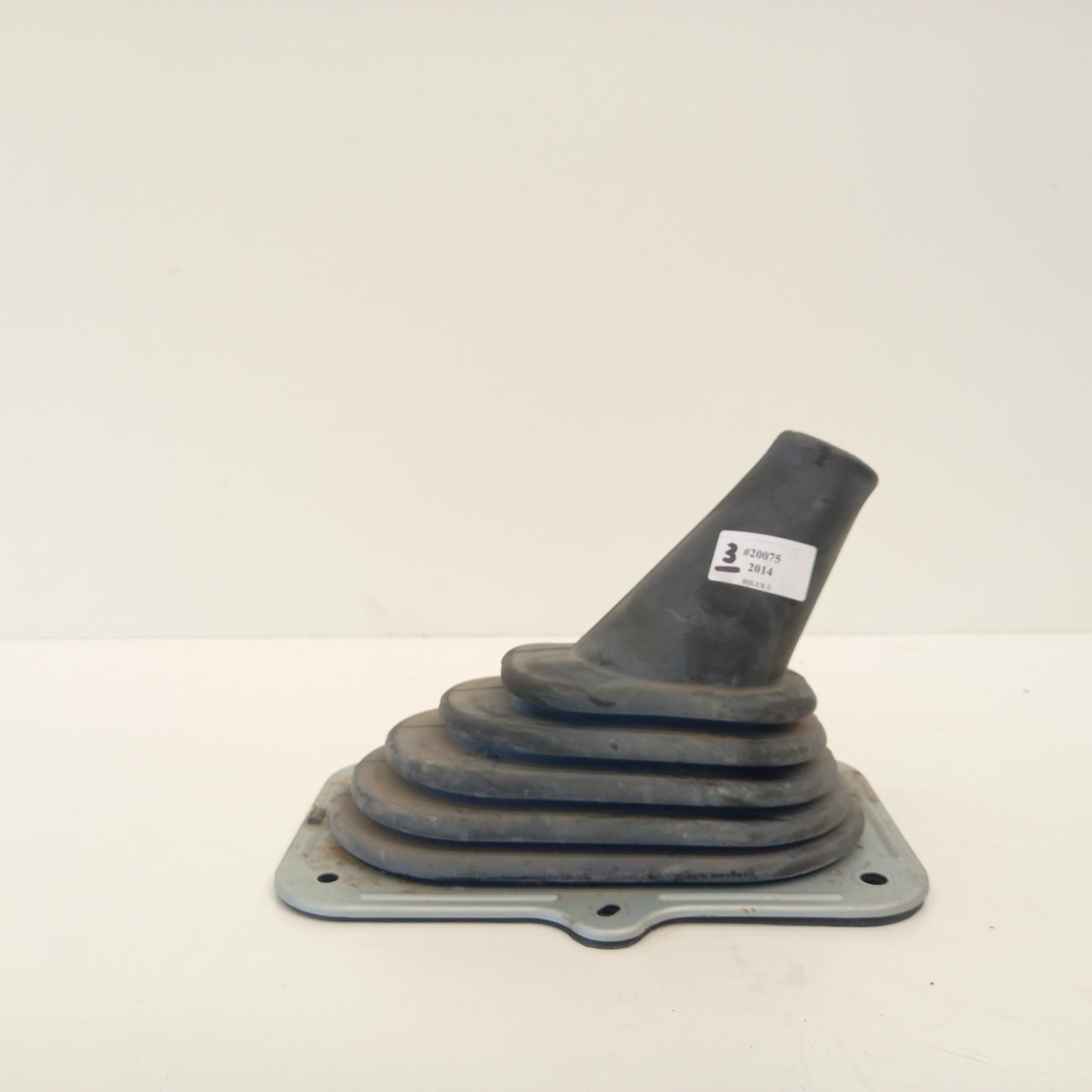 View Auto part Misc Toyota Hilux 2014