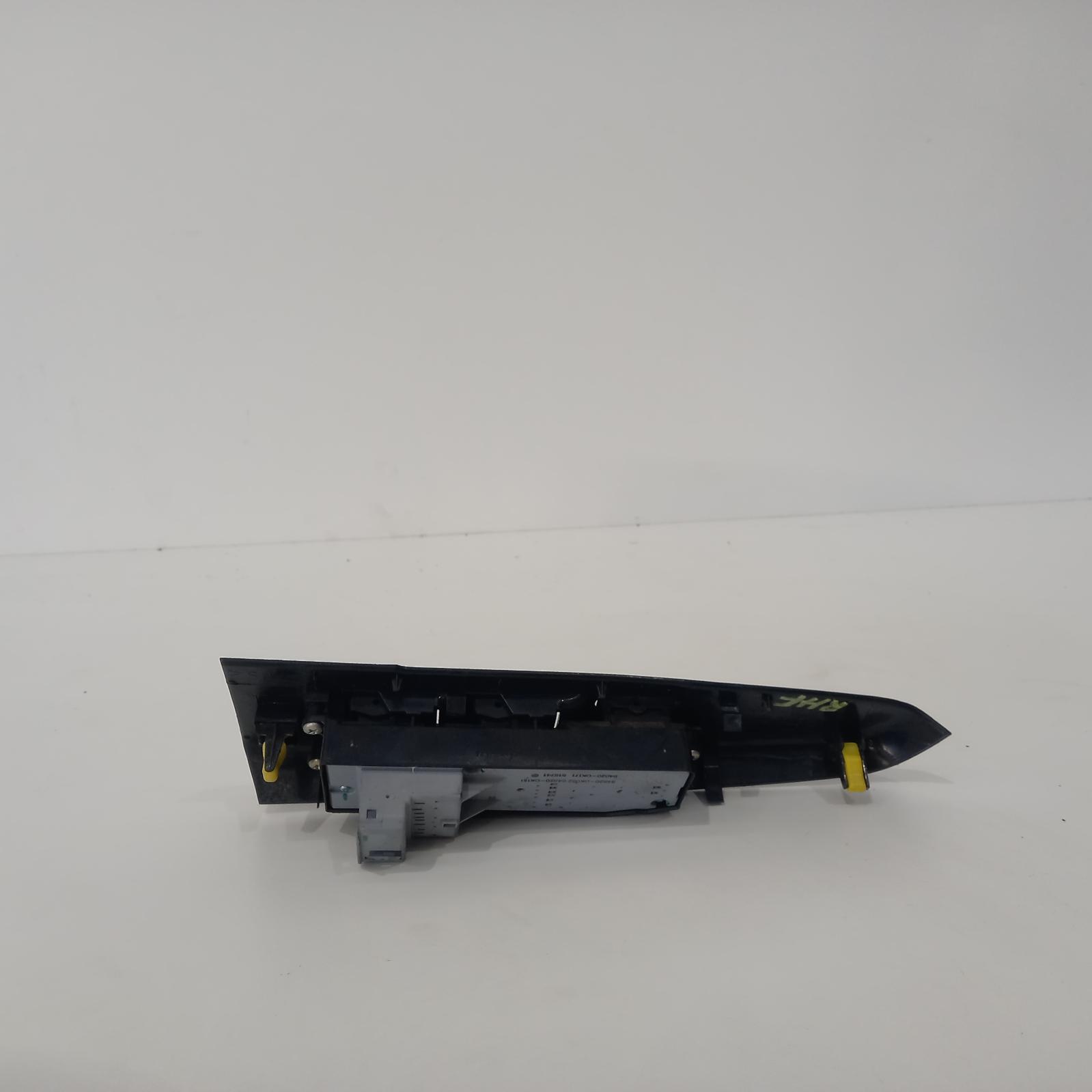 View Auto part Pwr Dr Wind Switch Toyota Hilux 2014