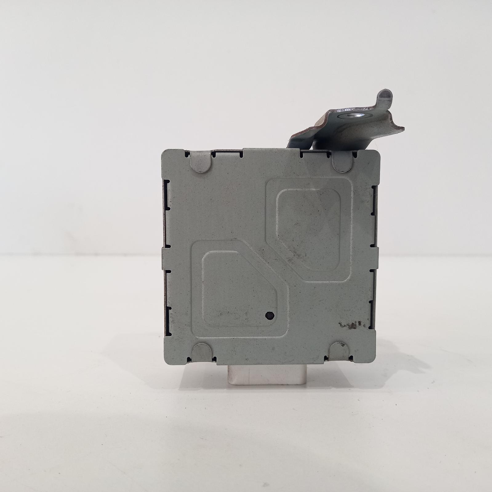 View Auto part Ecu Toyota Hilux 2014