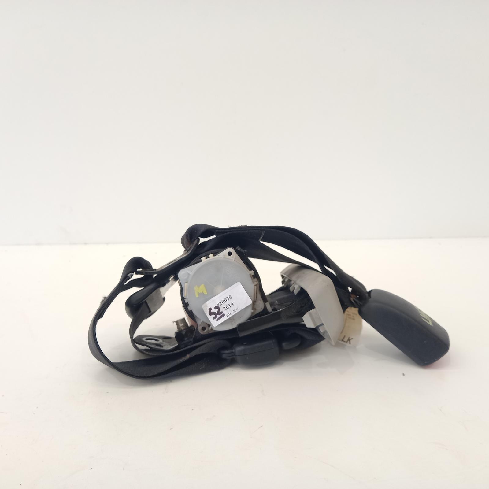 View Auto part Seatbelt/Stalk Toyota Hilux 2014