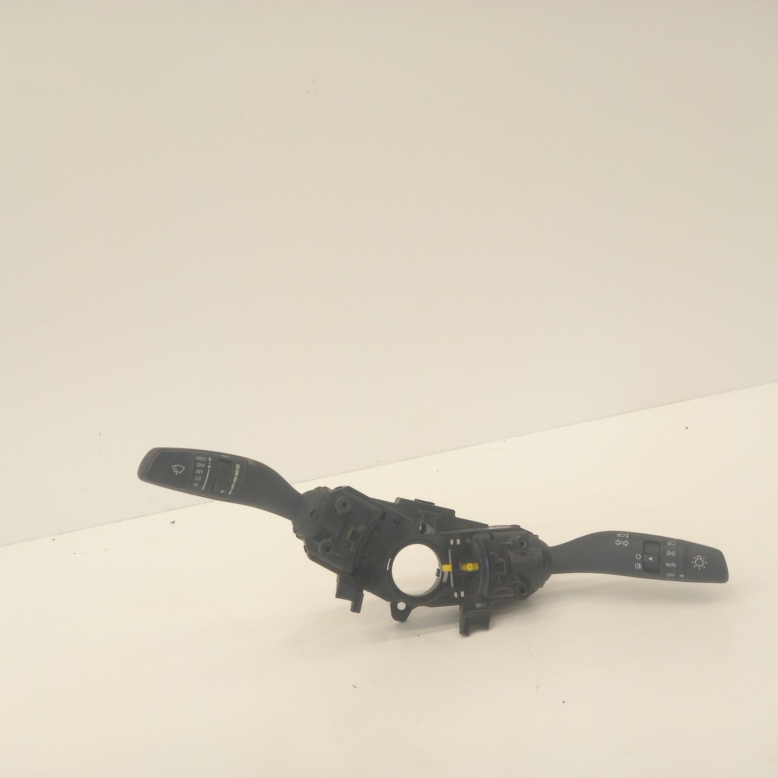 View Auto part Combination Switch Kia Cerato 2019