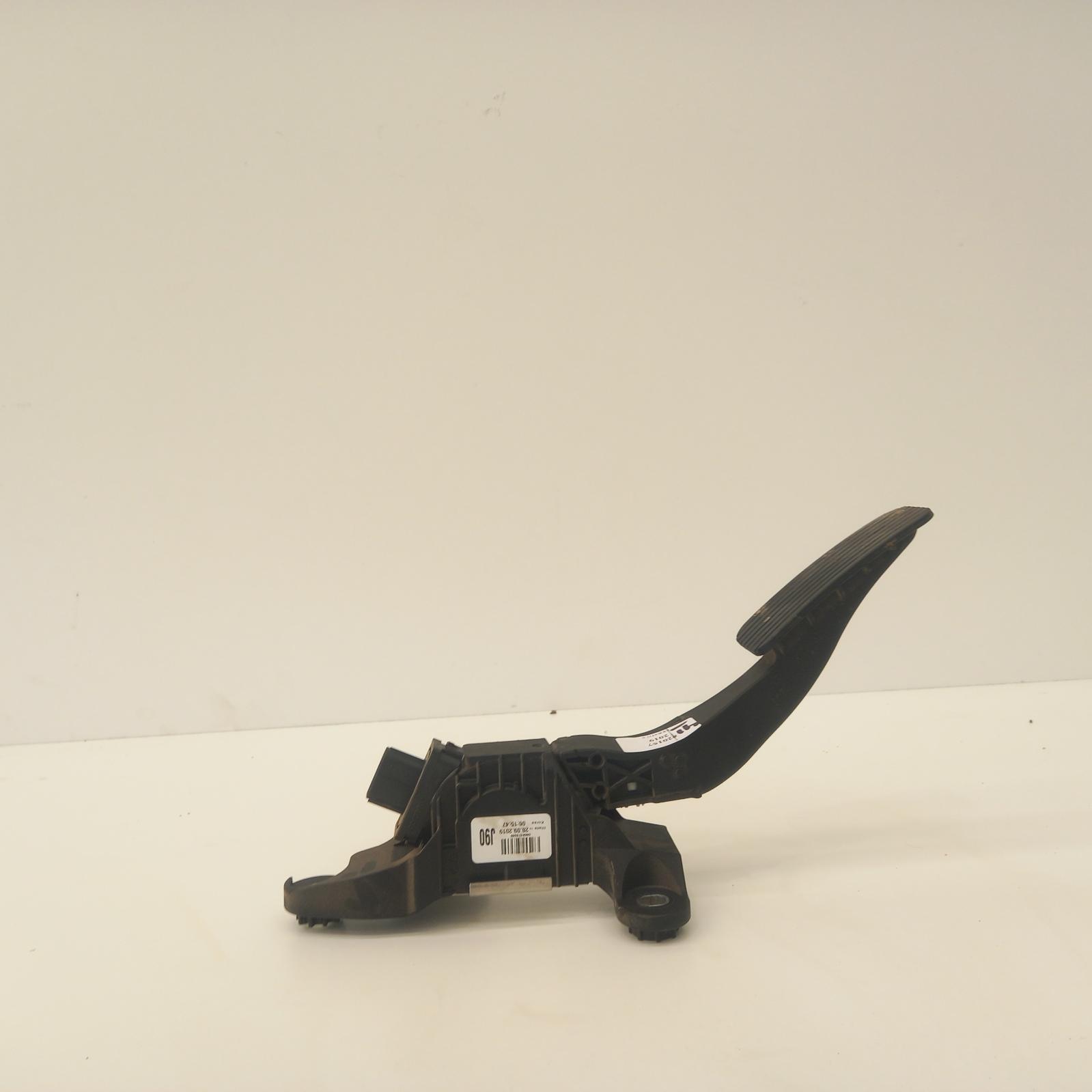 View Auto part Pedal Assembly Kia Cerato 2019