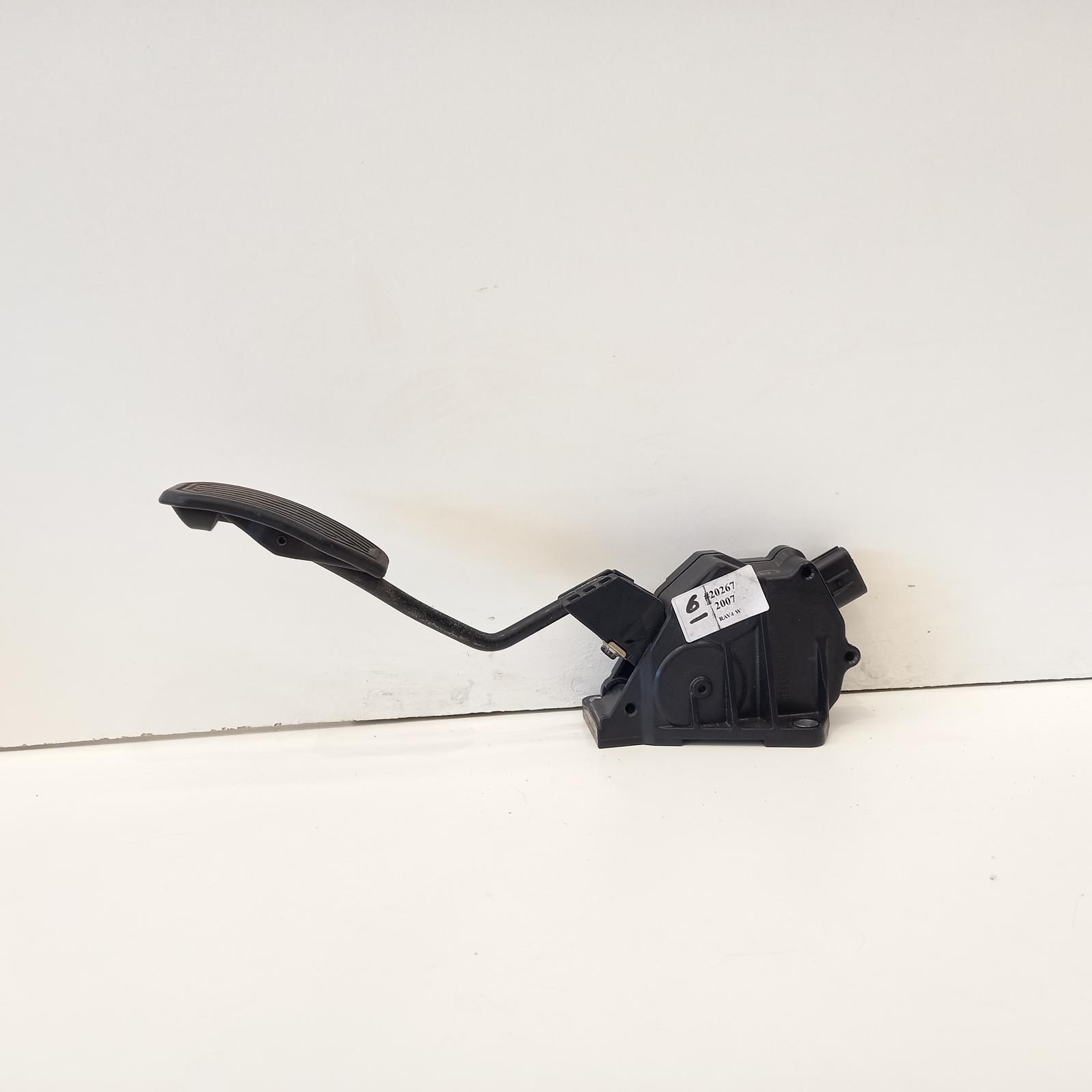 View Auto part Pedal Assembly Toyota Rav4 2007